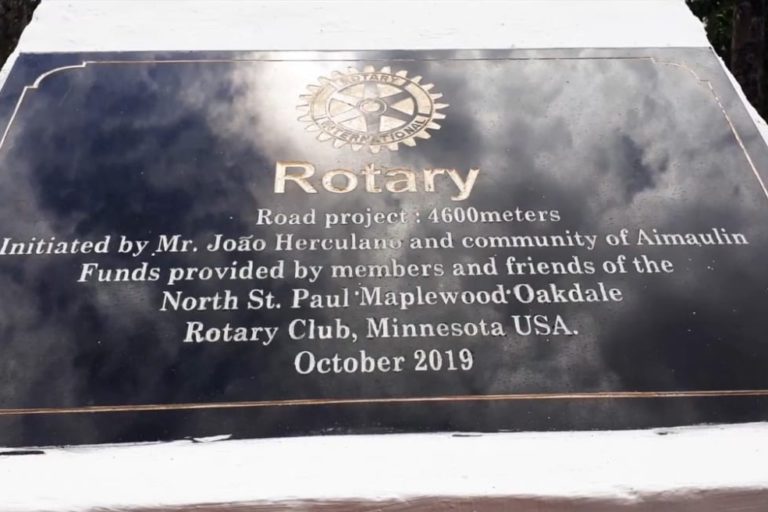 roadproject_monument